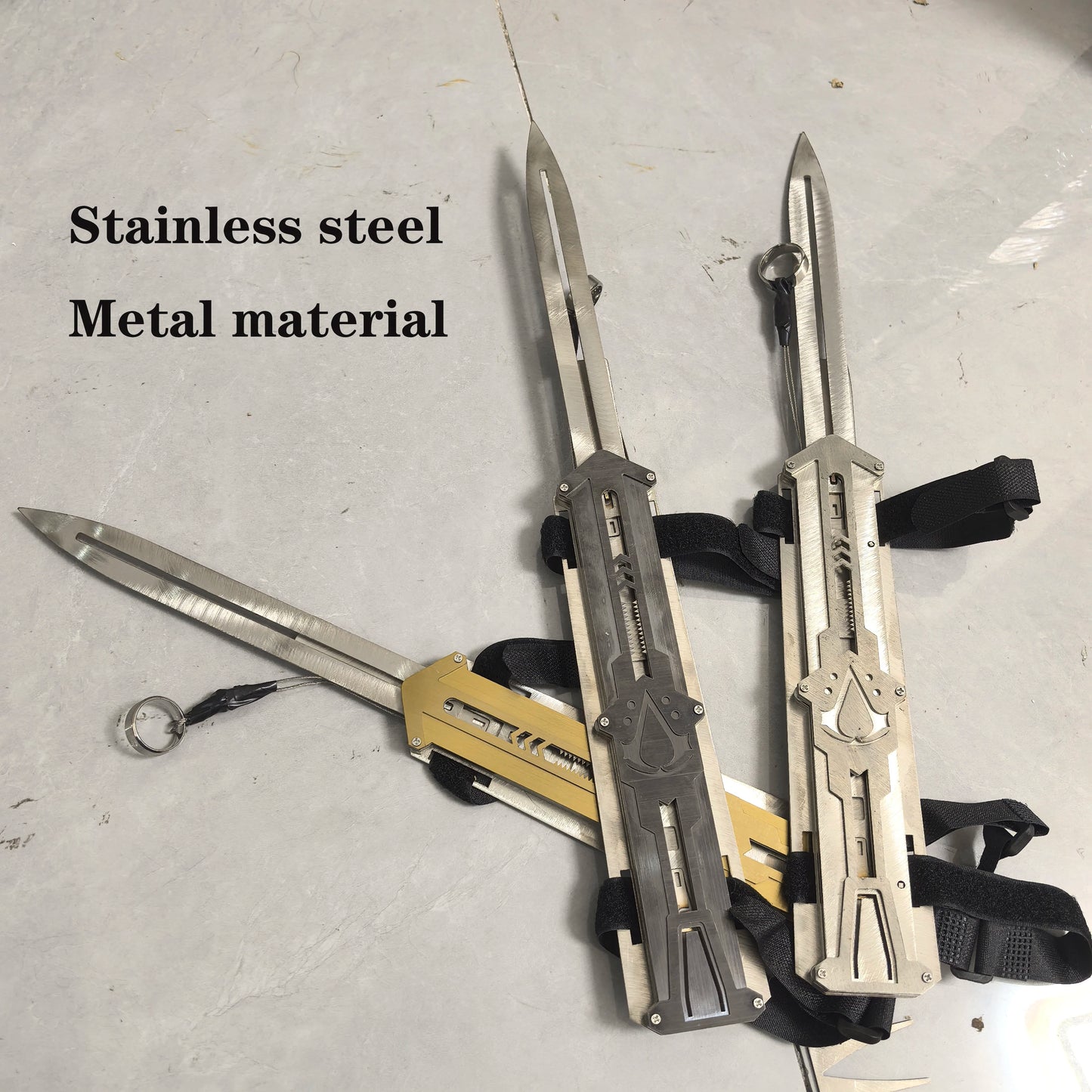 🗡️Hidden Arm Blade Prop