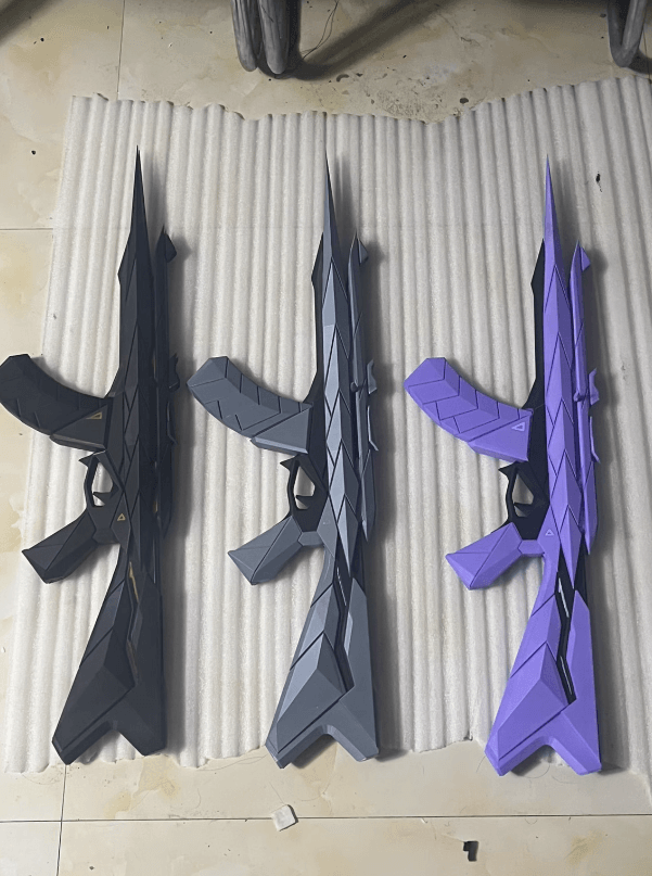 Handmade Resin Prop Gun Replica – 90cm Collectible Cosplay Display Model