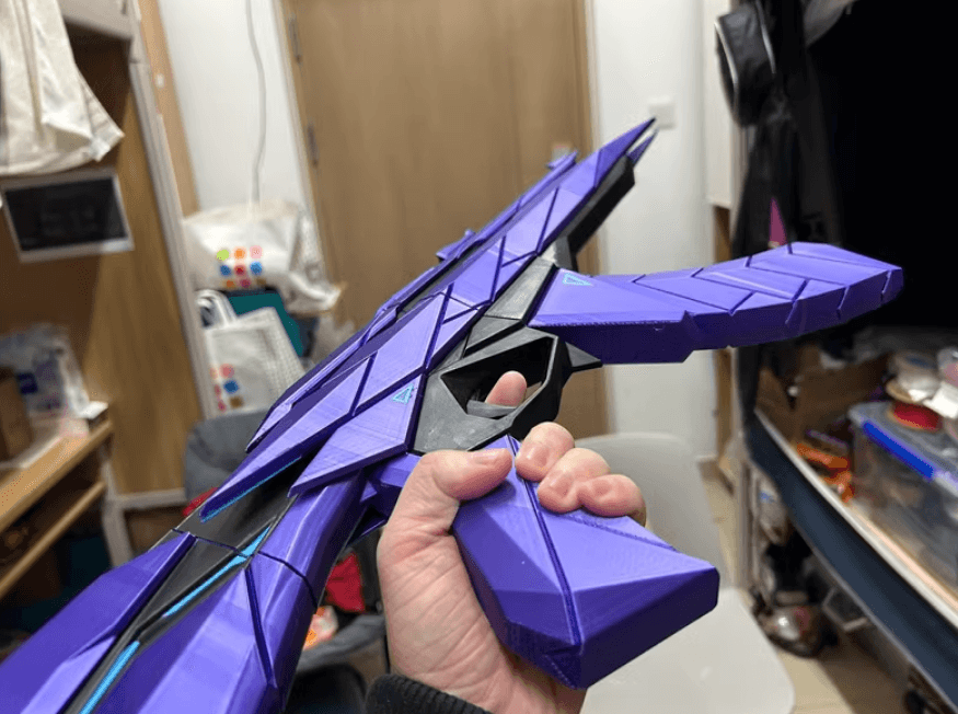 Handmade Resin Prop Gun Replica – 90cm Collectible Cosplay Display Model