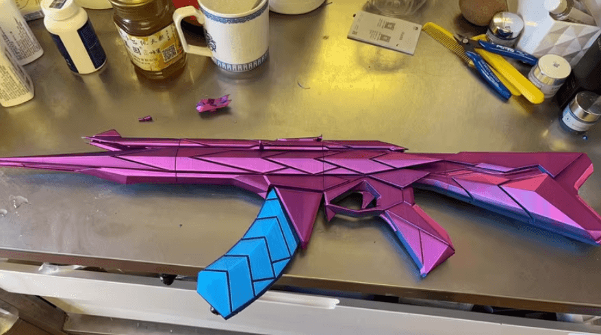 Handmade Resin Prop Gun Replica – 90cm Collectible Cosplay Display Model