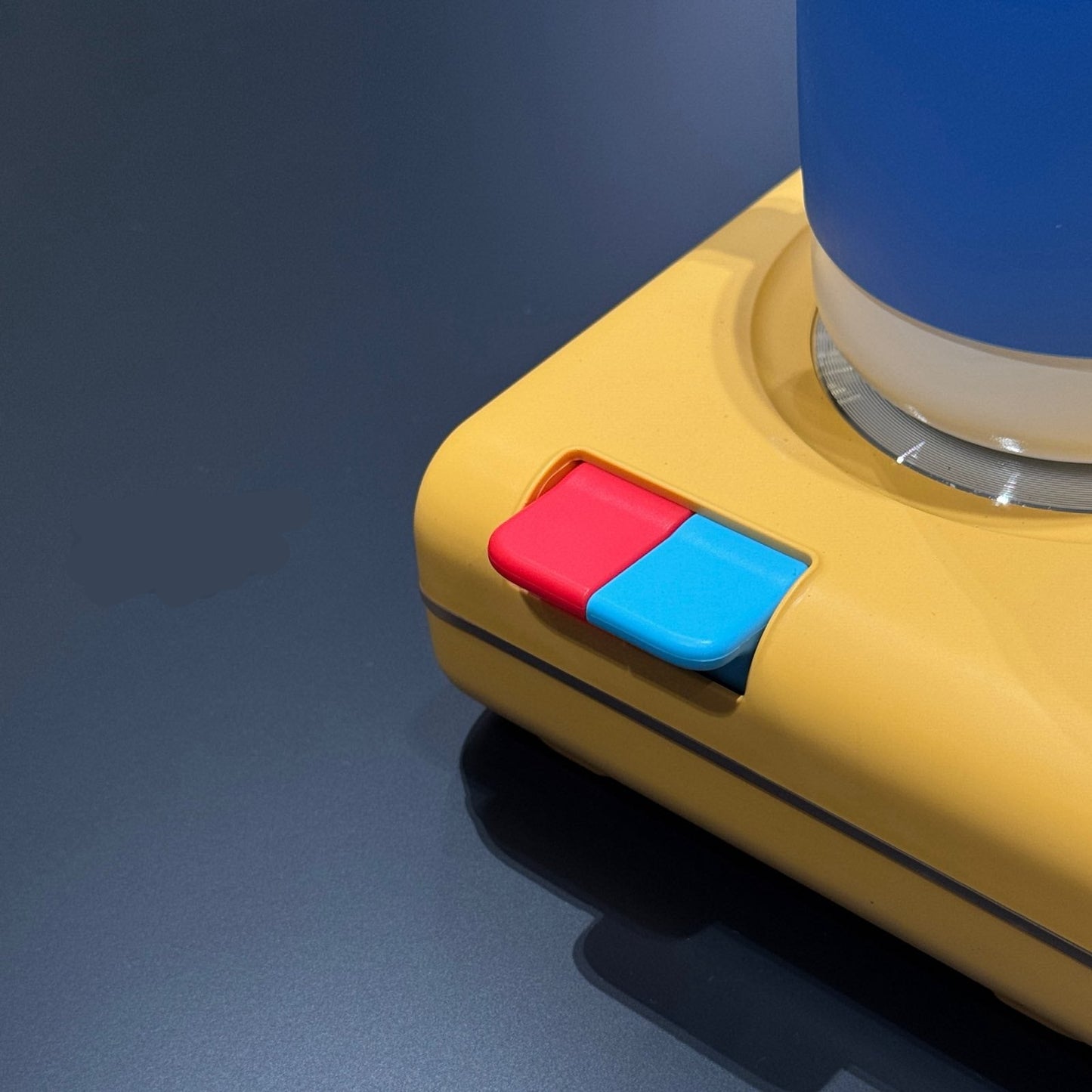 One-Touch Temperature Cup